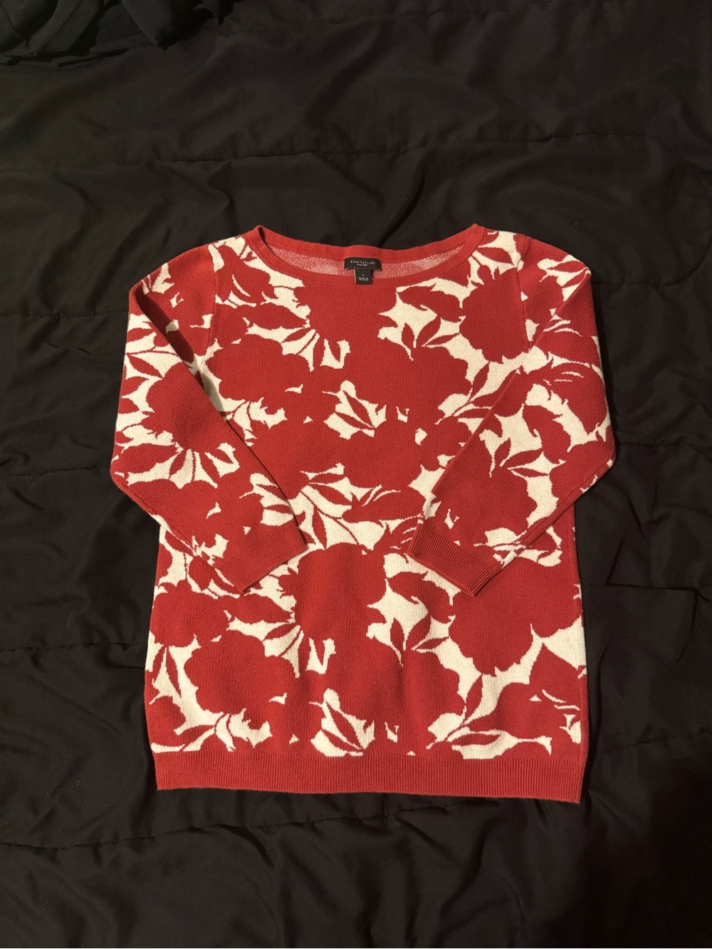 Ann Taylor Red and Cream Floral Crewneck Sweater